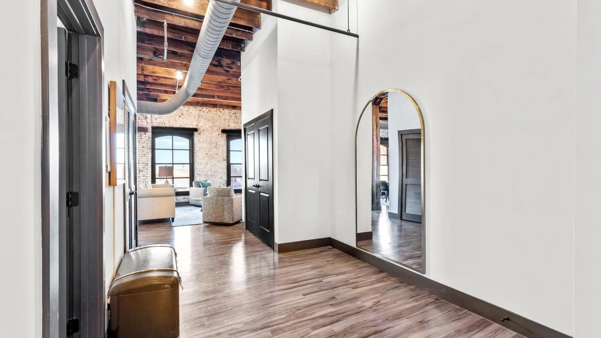 2Br Riverfront Loft-Gated Parking-P206 Saint Louis 0*,  USA